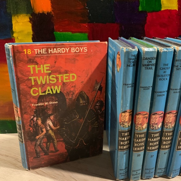 Collection of Hardy Boys Hardcover Books 📚 - Picture 6 of 12